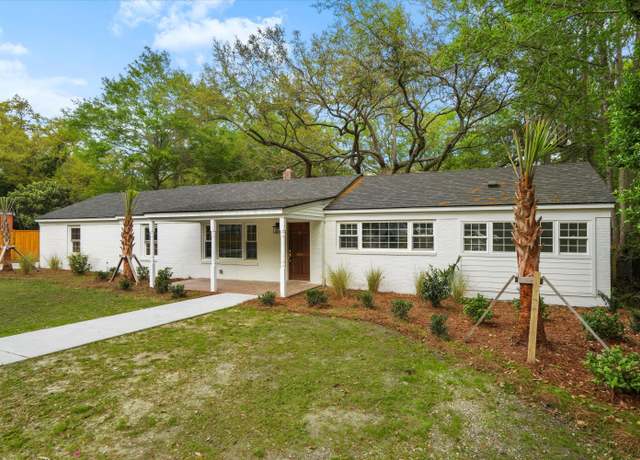 Property at 920 Julia St, Charleston, SC 29412, 5 beds, 3.5 baths