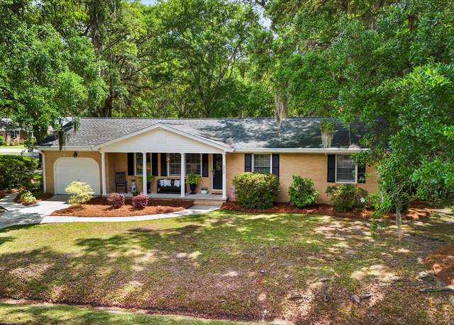 Property at 520 Yale Dr, Charleston, SC 29412, 4 beds, 2 baths