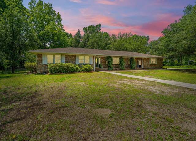 Property at 1655 Pinckney Park Dr, Charleston, SC 29407, 4 beds, 3 baths