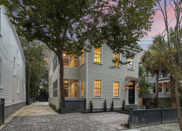 Property at 19 Smith St Unit B, Charleston, SC 29401, 4 beds, 4 baths