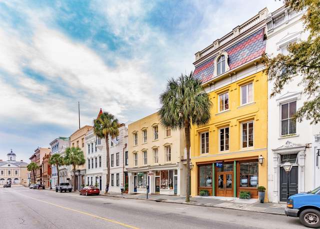 Property at 29 Broad St Unit B, Charleston, SC 29401, 2 beds, 2.5 baths