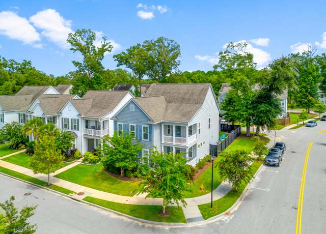 Property at 1928 Mossdale Dr, Johns Island, SC 29455, 4 beds, 3.5 baths