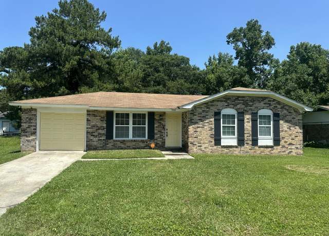 Property at 980 Margaret Dr, Ladson, SC 29456, 3 beds, 1.5 baths