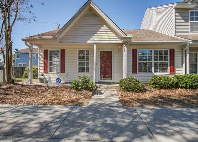 Property at 507 Tayrn Dr, Charleston, SC 29492, 2 beds, 2 baths