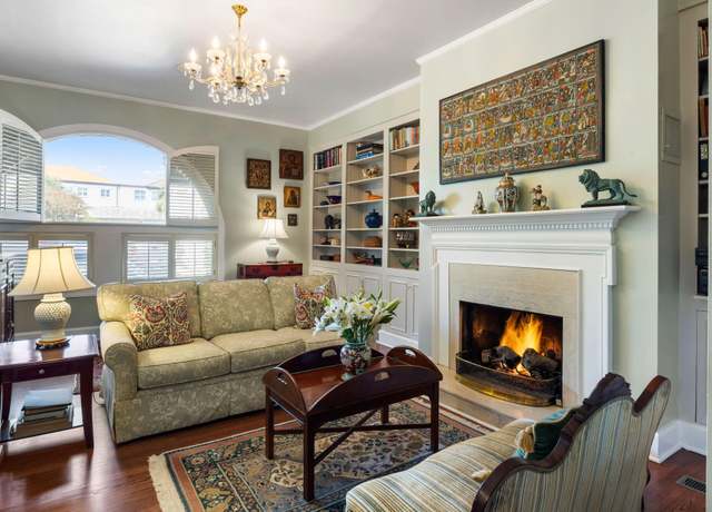 Property at 15 N Adgers Wharf, Charleston, SC 29401, 3 beds, 3.5 baths