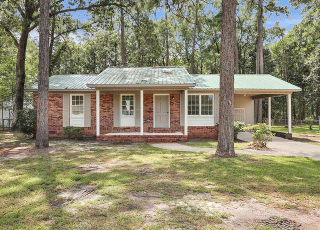 Property at 701 Dandridge Rd, Walterboro, SC 29488, 3 beds, 1 bath
