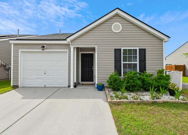 Property at 161 Brittondale Rd, Summerville, SC 29485, 3 beds, 2 baths