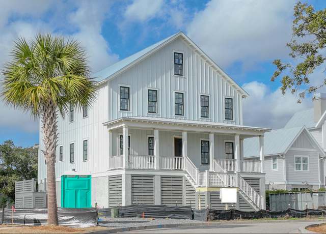 Property at 815 Dunham St, Charleston, SC 29492, 6 beds, 5.5 baths