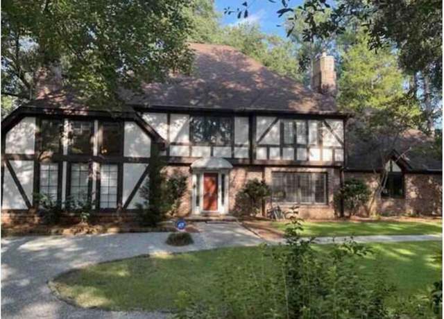 Property at 104 Legend Oaks Way, Summerville, SC 29485, 5 beds, 4 baths