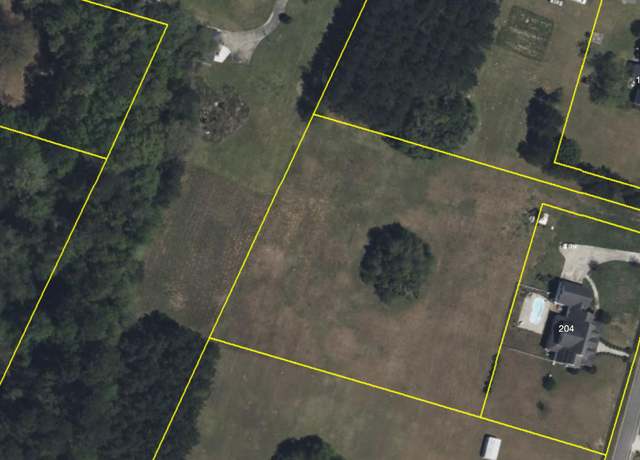 Property at 200 Charles St, Saint George, SC 29477
