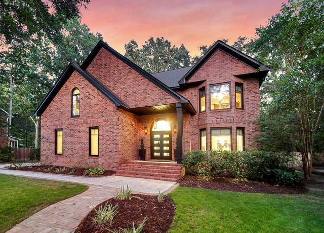 Property at 133 Delaney Cir, Summerville, SC 29485, 4 beds, 3.5 baths