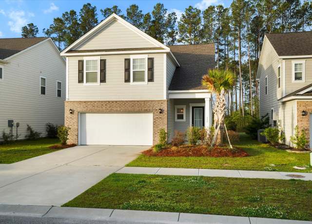 Property at 332 Long Pier St, Summerville, SC 29486, 5 beds, 4.5 baths