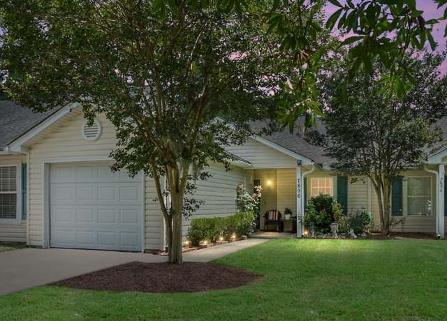 Property at 7896 Montview Rd, North Charleston, SC 29418, 3 beds, 2 baths