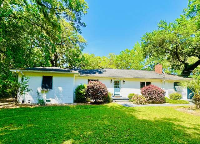 Property at 2988 Bolton Rd, Charleston, SC 29414, 3 beds, 2 baths