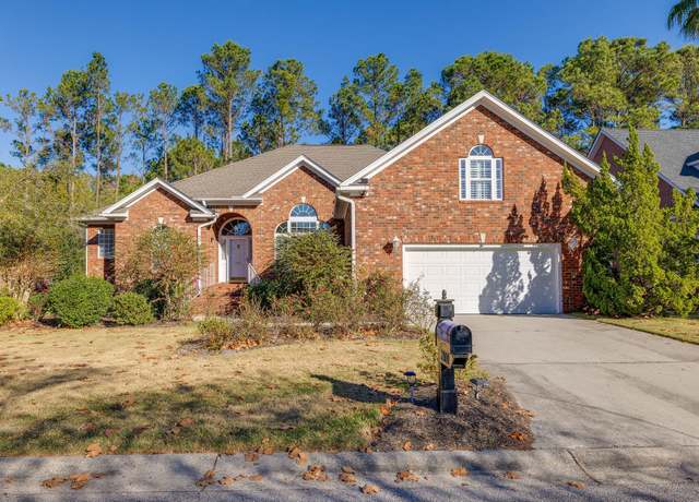 Property at 2800 Waterpointe Cir, Mount Pleasant, SC 29466, 4 beds, 3.5 baths