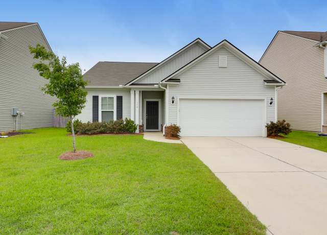 Property at 158 Hayworth Rd, Summerville, SC 29486, 4 beds, 2.5 baths