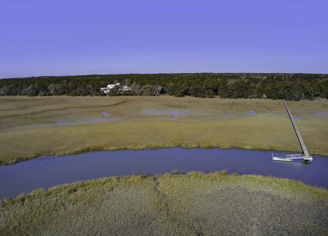 Property at 4 Morants Point Rd, Mcclellanville, SC 29458