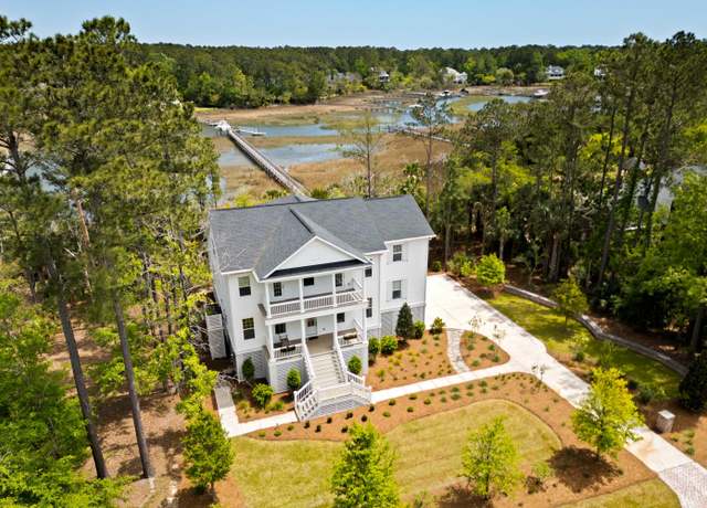 Property at 2372 Darts Cove Way, Mount Pleasant, SC 29466, 5 beds, 3.5 baths
