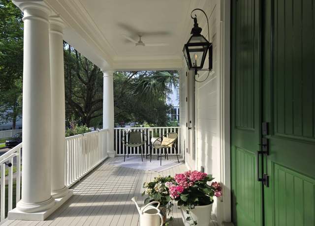 Property at 2431 Settlers St, Charleston, SC 29492, 5 beds, 5.5 baths