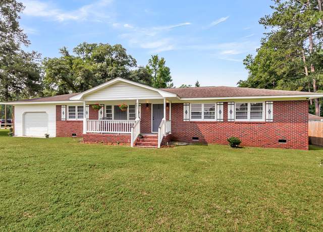 Property at 127 Roberts Rd, Summerville, SC 29483, 4 beds, 2 baths
