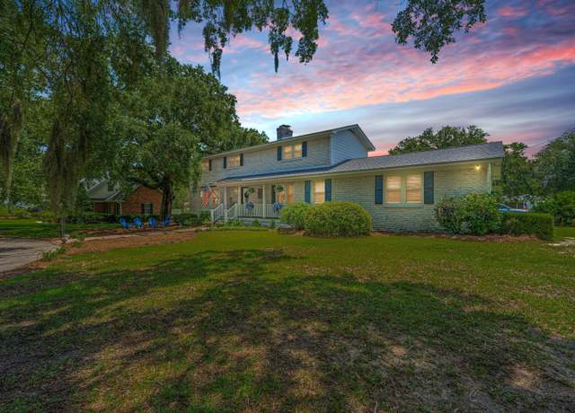 Property at 113 The Oaks Ave, Goose Creek, SC 29445, 4 beds, 2.5 baths