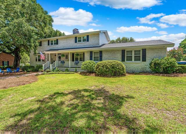 Property at 113 The Oaks Ave, Goose Creek, SC 29445, 4 beds, 2.5 baths