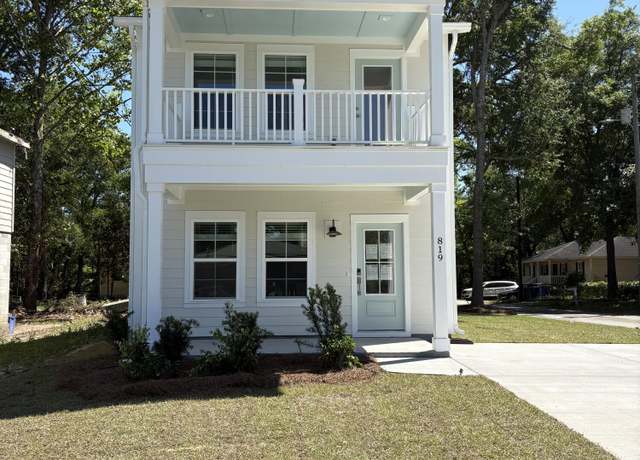 Property at 819 Burger St, Charleston, SC 29407, 3 beds, 2.5 baths