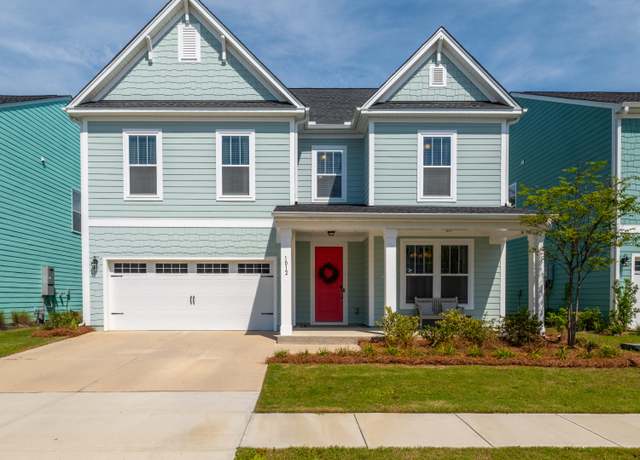 Property at 1012 Swamp Harrier Ave, Ravenel, SC 29470, 5 beds, 2.5 baths