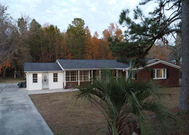 Property at 1106 Old Highway 6, Cross, SC 29436, 4 beds, 2 baths