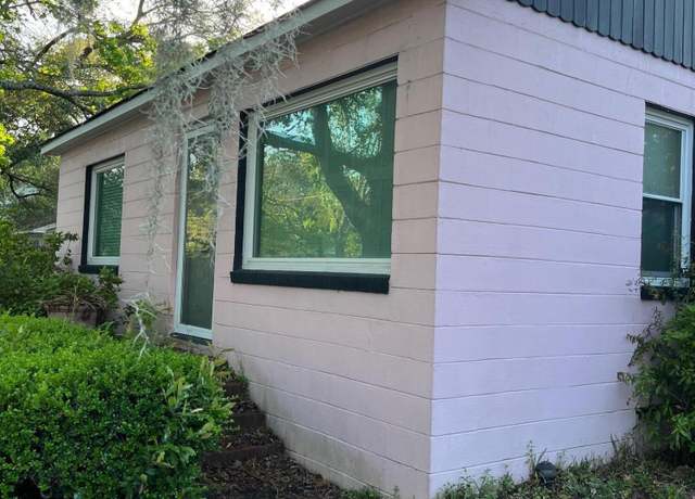 Property at 2066 Maybank Hwy, James Island, SC 29412, 2 beds, 1 bath