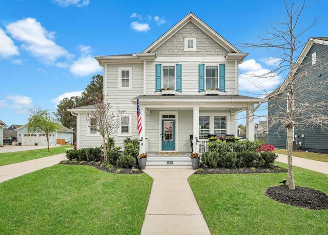 Property at 182 Callibluff Dr, Summerville, SC 29486, 3 beds, 2.5 baths