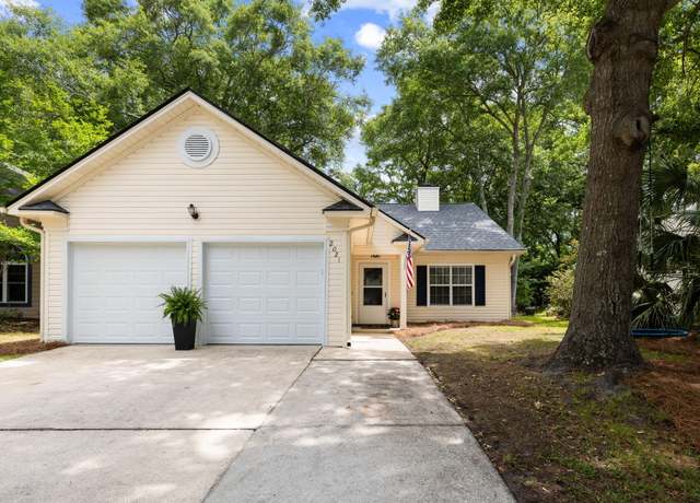 Property at 2021 Arundel Pl, Mount Pleasant, SC 29464, 3 beds, 2 baths