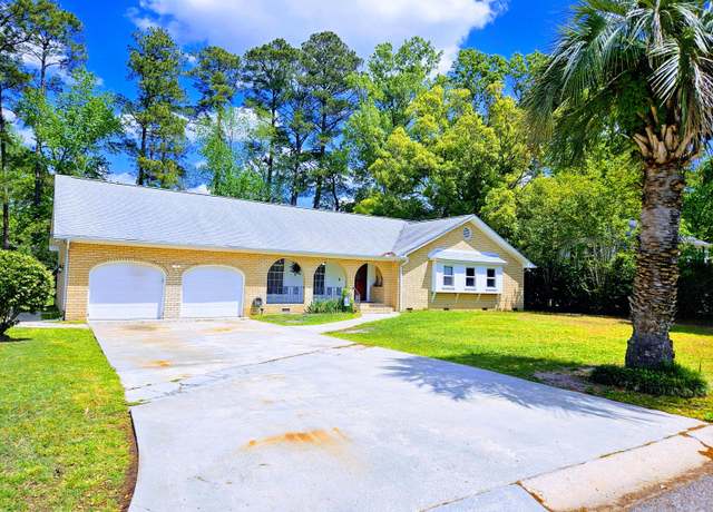Property at 307 Fairington Dr, Summerville, SC 29485, 4 beds, 3.5 baths