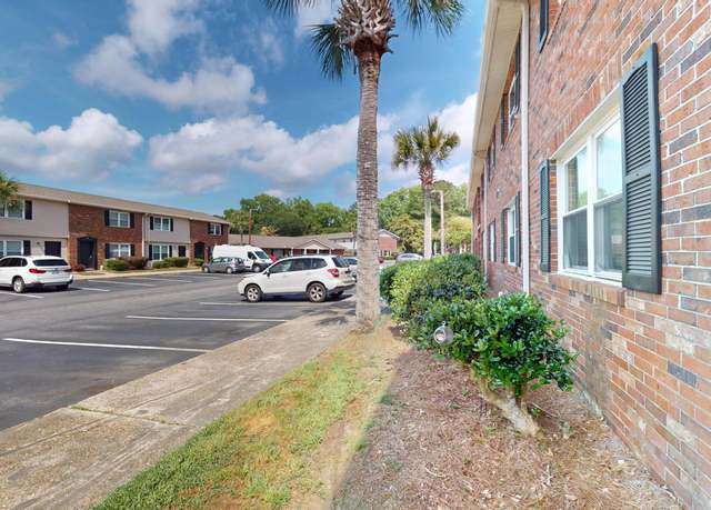 Property at 415 Parkdale Dr Unit 2f, Charleston, SC 29414, 3 beds, 2 baths