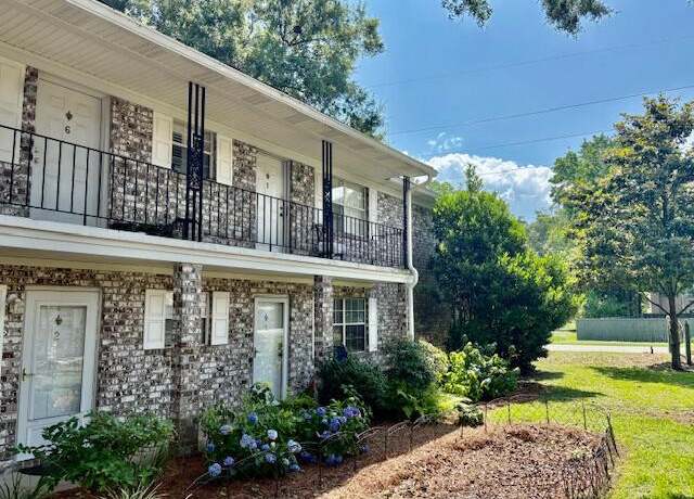 Property at 516 Arlington Dr Unit B5, Charleston, SC 29414, 2 beds, 1 bath