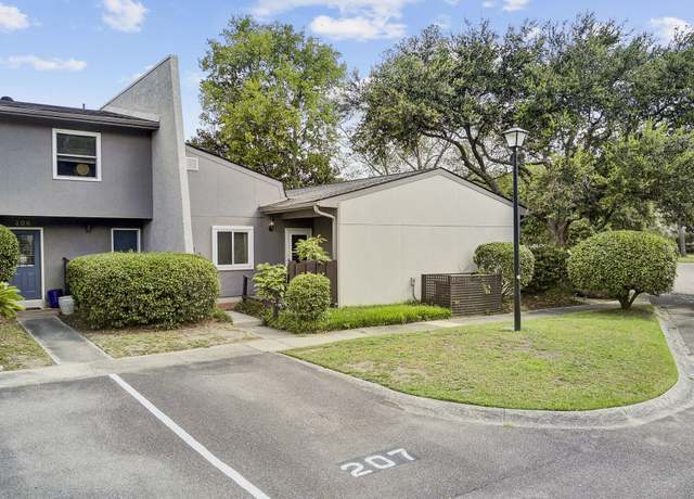 Property at 207 Ventura Pl, Mount Pleasant, SC 29464, 2 beds, 2 baths