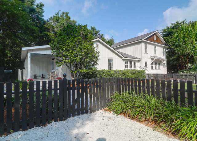 Property at 1151 Camellia Dr, Mount Pleasant, SC 29464, 4 beds, 3.5 baths