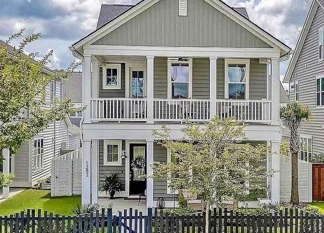 Property at 1382 Clay Field Trl, Summerville, SC 29485, 5 beds, 3.5 baths