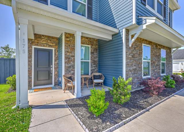 Property at 175 Darby Meadow Ln, Ridgeville, SC 29472, 3 beds, 2.5 baths