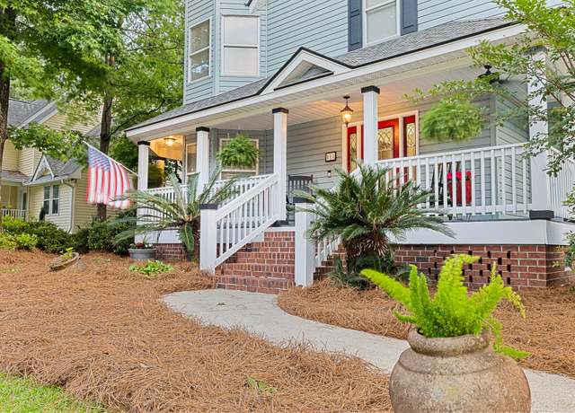 Property at 111 Long Bow Rd, Summerville, SC 29485, 4 beds, 2.5 baths