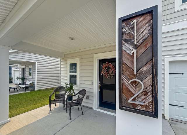 Property at 112 Whisper Dr, Summerville, SC 29485, 4 beds, 2.5 baths