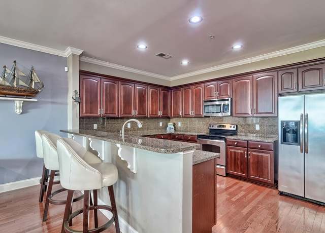 Property at 1106 Bridge View Ln Unit B101, Summerton, SC 29148, 4 beds, 4 baths