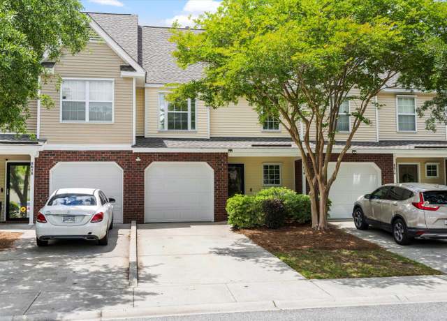 Property at 8676 Grassy Oak Trl, North Charleston, SC 29420, 2 beds, 2.5 baths
