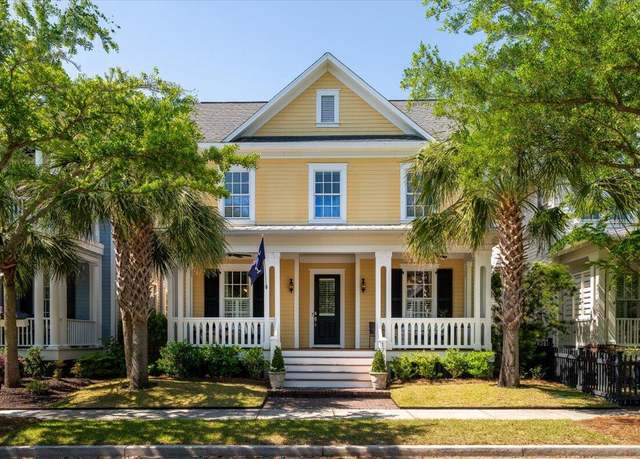 Property at 1700 Paradise Lake Dr, Mount Pleasant, SC 29464, 4 beds, 2.5 baths