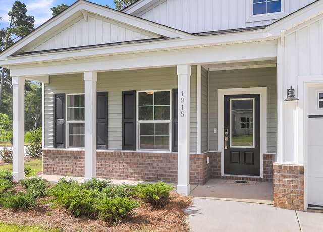 Property at 1915 Deercreek Dr, Manning, SC 29102, 3 beds, 2 baths