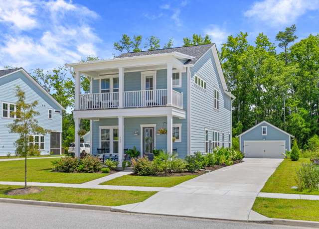Property at 385 Woodgate Way, Summerville, SC 29485, 4 beds, 2.5 baths