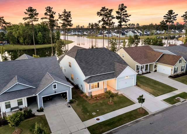 Property at 327 Tupelo Lake Dr, Summerville, SC 29486, 4 beds, 3.5 baths