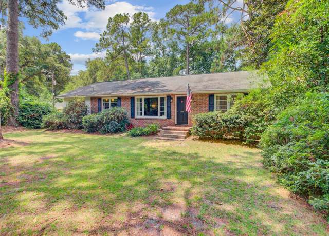 Property at 206 Country Club Blvd, Summerville, SC 29483, 3 beds, 2 baths