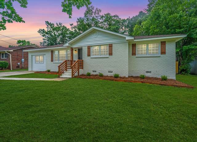 Property at 4233 Oakridge Dr, North Charleston, SC 29418, 4 beds, 2 baths