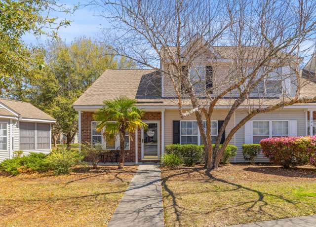 Property at 205 Yellow Hawthorn Cir, Summerville, SC 29483, 3 beds, 2.5 baths